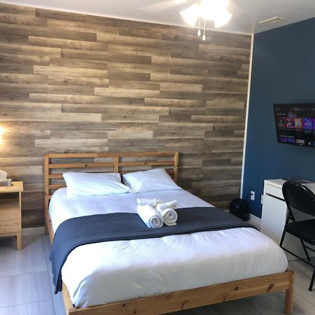 Bleu Mer, Hotel & Residences Carleton-sur-Mer Buitenkant foto